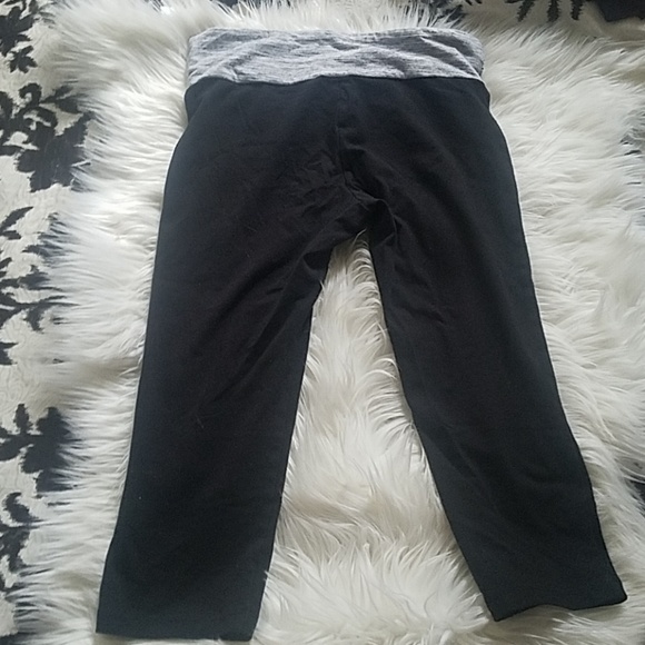 Aeropostale Capris - Picture 4 of 4